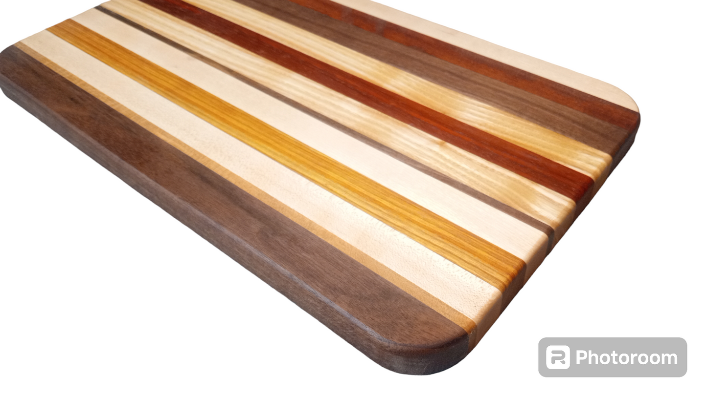 Hardwood Cutting Board,Medium sized 9-3/4 x16"